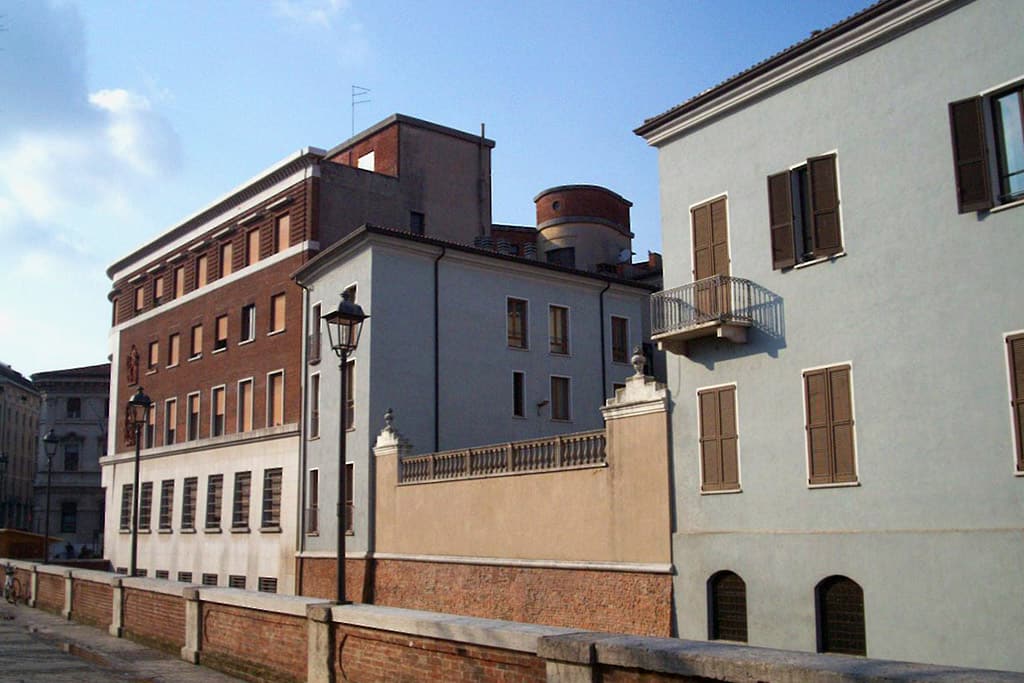 Central Sicaf Immobili Lombardia Mantova Corridoni